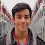 jovem rapaz branco da região centro-oeste